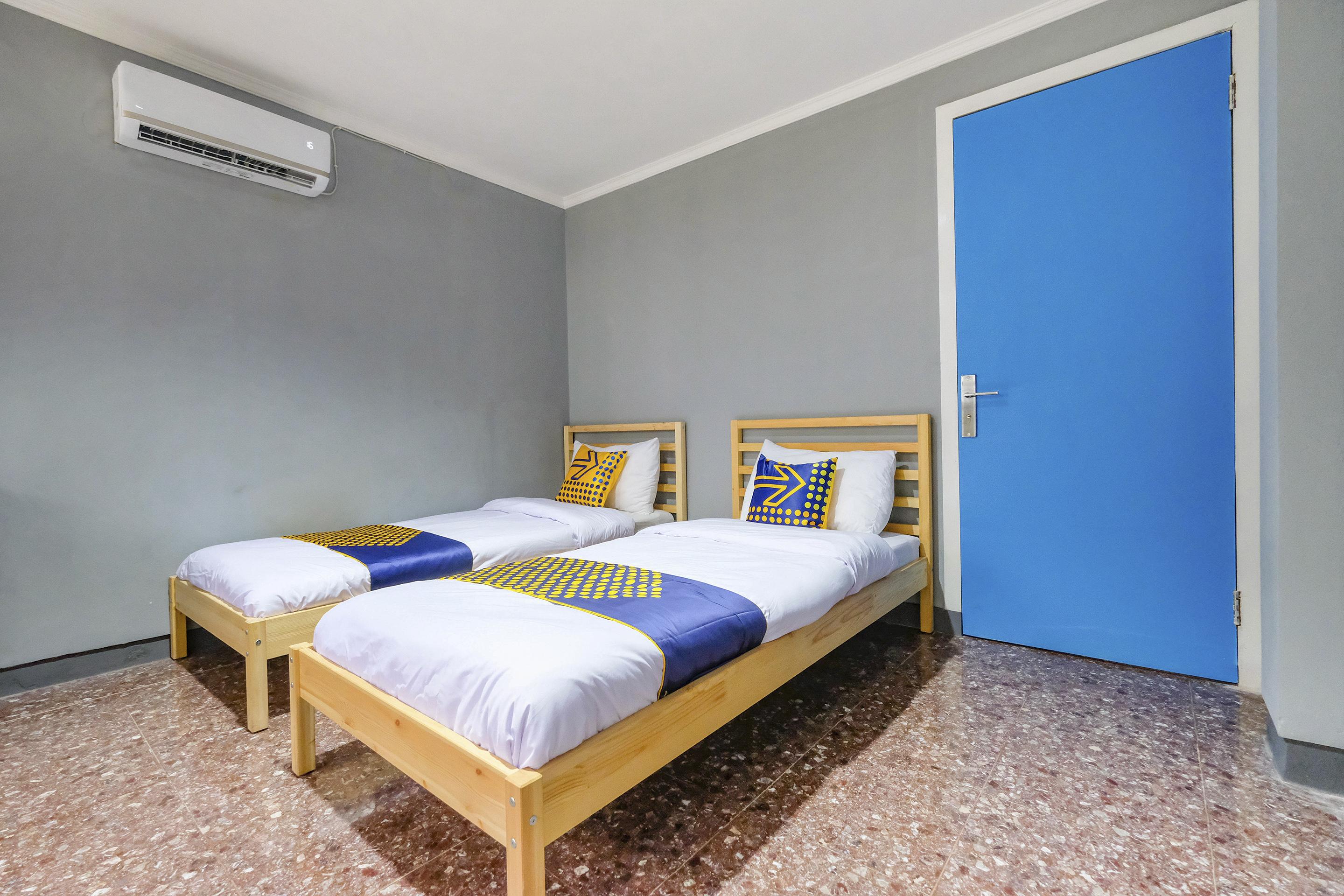 Spot On 2281 Omajo Hotel Semarang Exterior foto