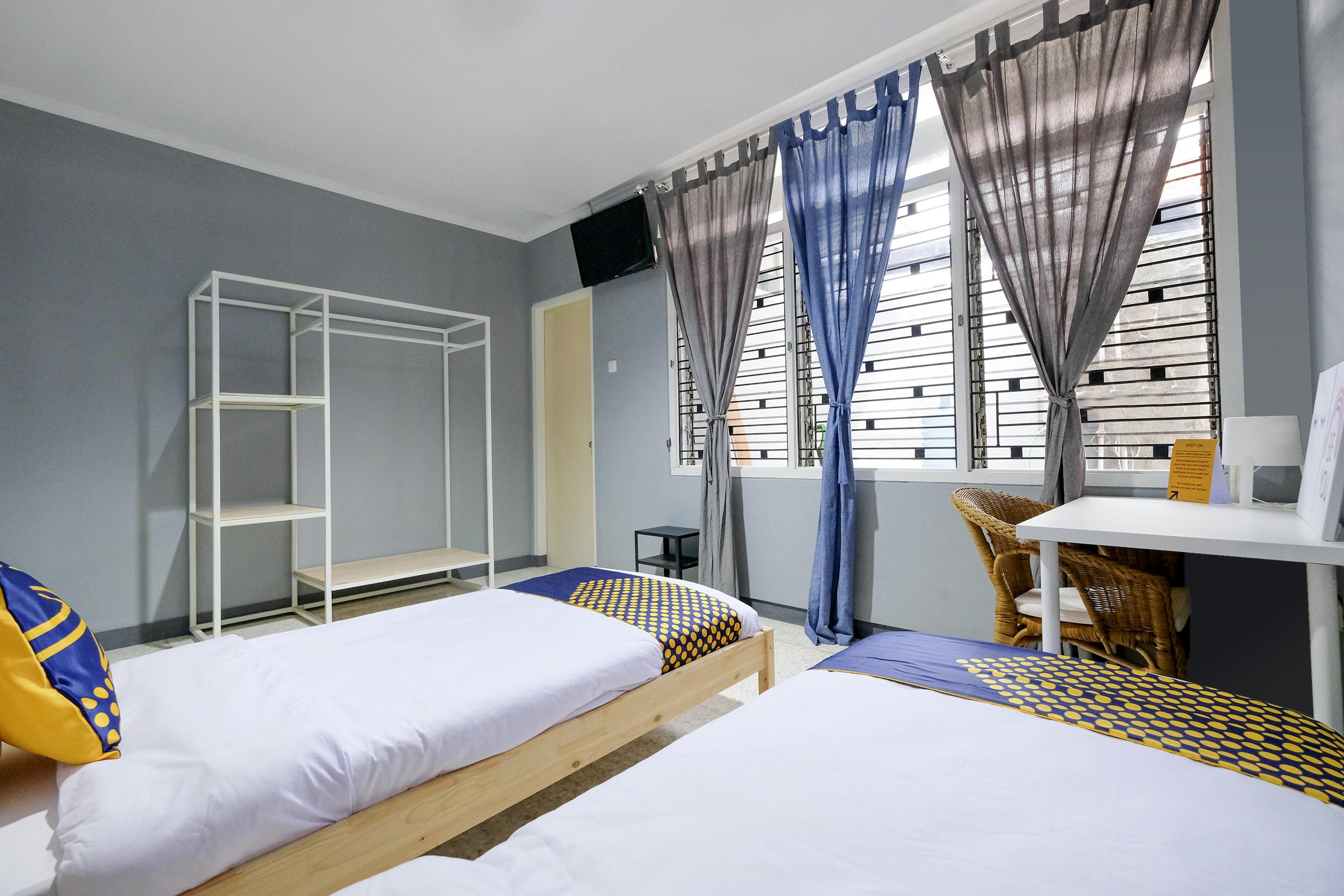 Spot On 2281 Omajo Hotel Semarang Exterior foto
